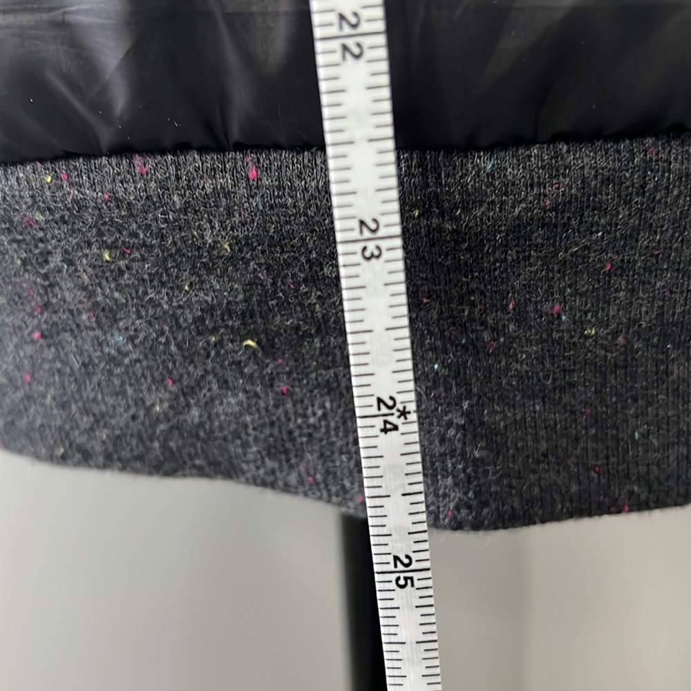 PUMA | Lightweight Jacket - Picture 8 of 11